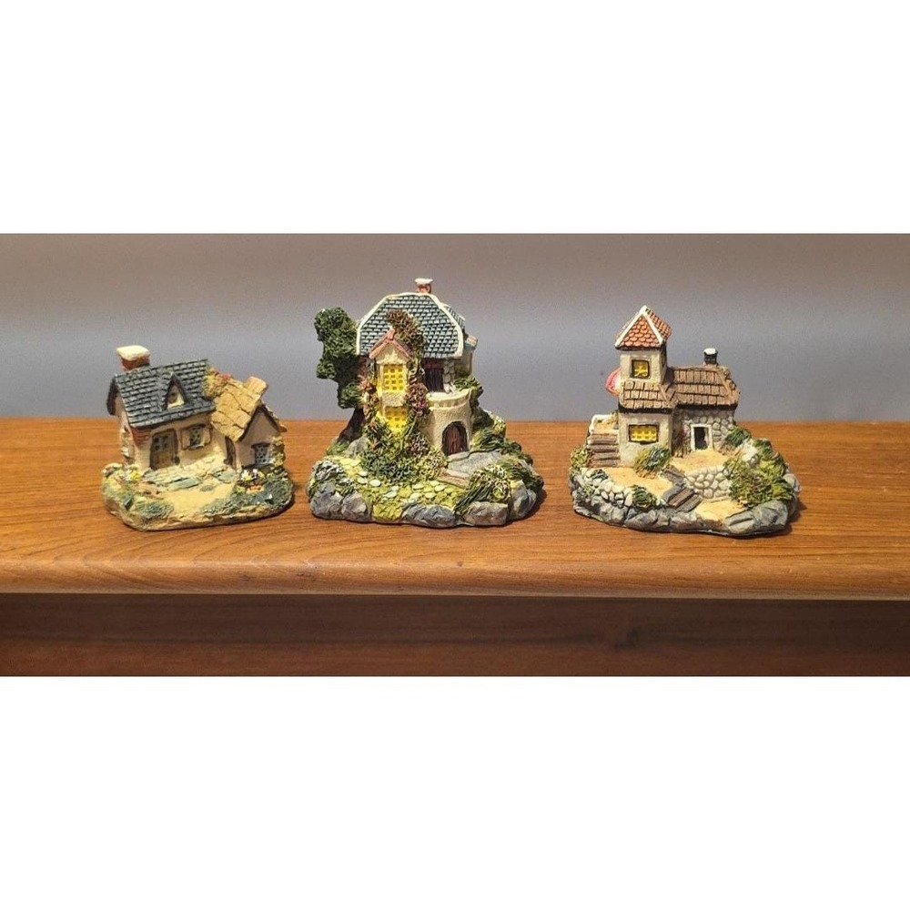 Shudehill Giftware‎ Village Pottery Set of 3 Houses